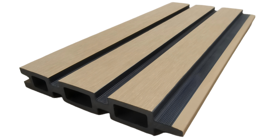 WPC co-extrusion fence